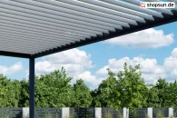 Intelligente-Pergola-mit-beweglichen-Lamellen-Bioline